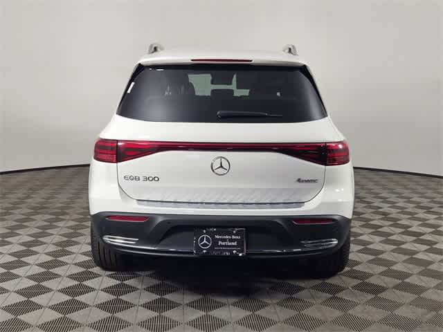 Thumbnail: 2025 Mercedes-Benz EQB - 4