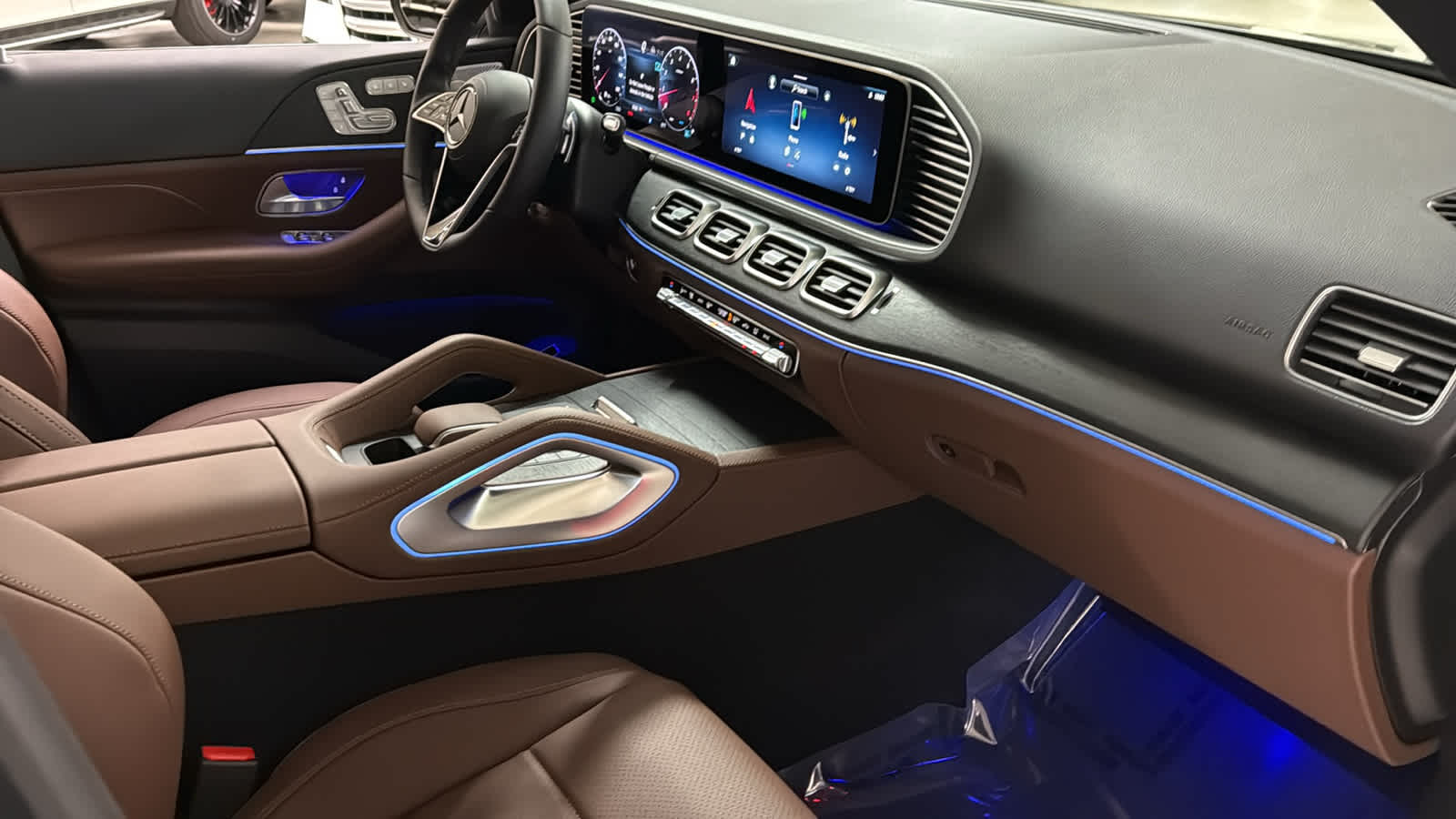 Thumbnail: 2026 Mercedes-Benz GLE - 37