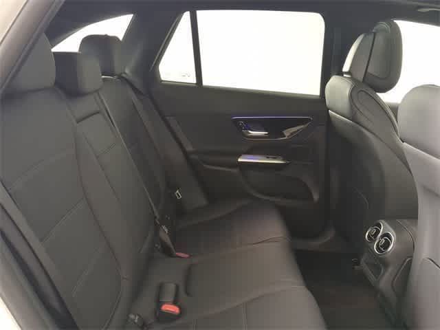 Thumbnail: 2026 Mercedes-Benz GLC - 21