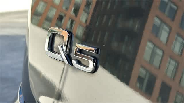 Thumbnail: 2019 Audi Q5 - 10