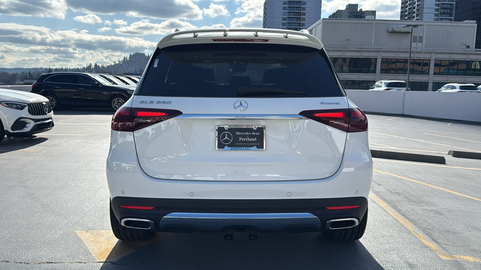 Thumbnail: 2026 Mercedes-Benz GLE - 8