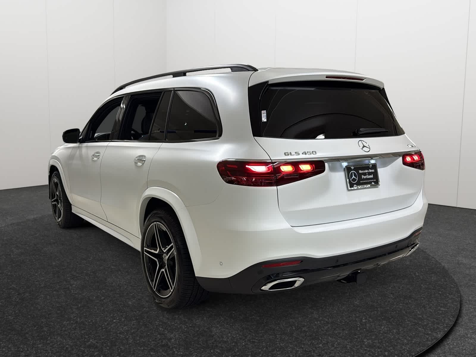 Thumbnail: 2026 Mercedes-Benz GLS - 5