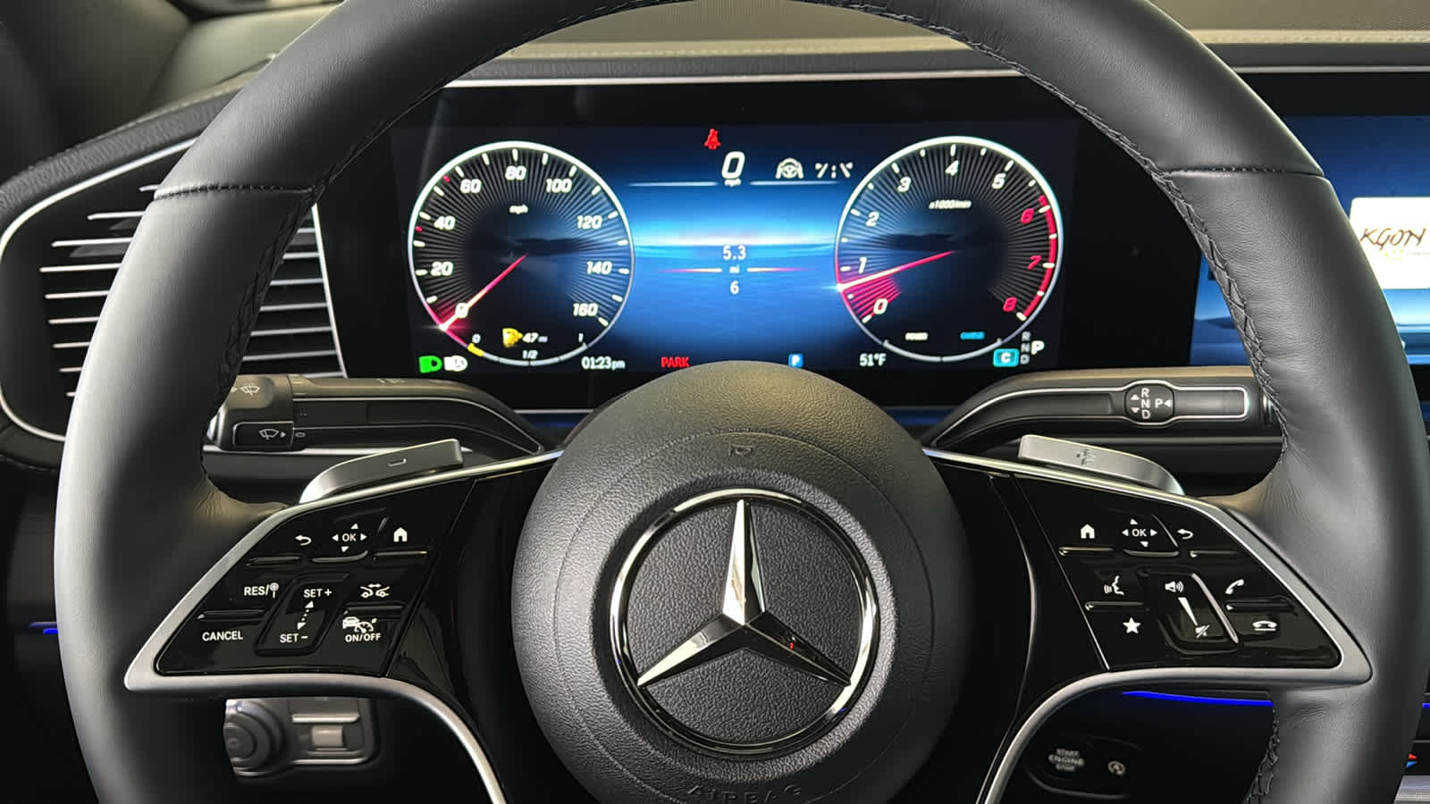 Thumbnail: 2026 Mercedes-Benz GLE - 19