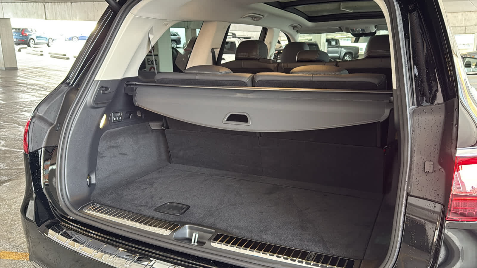 Thumbnail: 2026 Mercedes-Benz GLS - 33