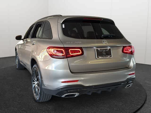 Thumbnail: 2022 Mercedes-Benz GLC - 6