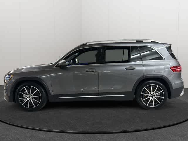 Thumbnail: 2026 Mercedes-Benz GLB - 3