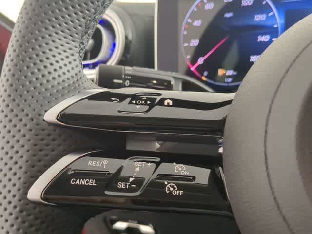 Thumbnail: 2025 Mercedes-Benz C-Class - 25