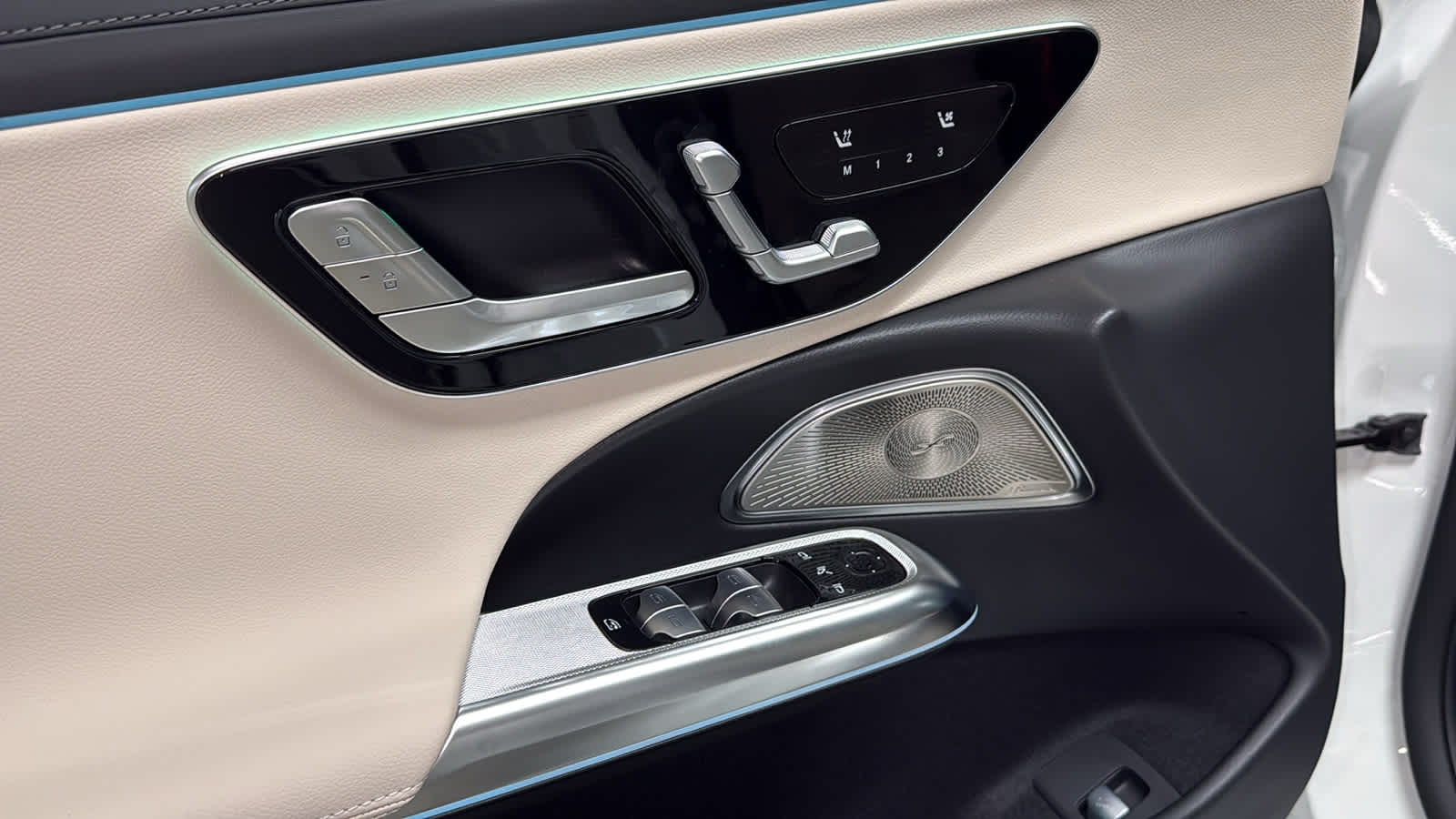 Thumbnail: 2026 Mercedes-Benz E-Class - 16