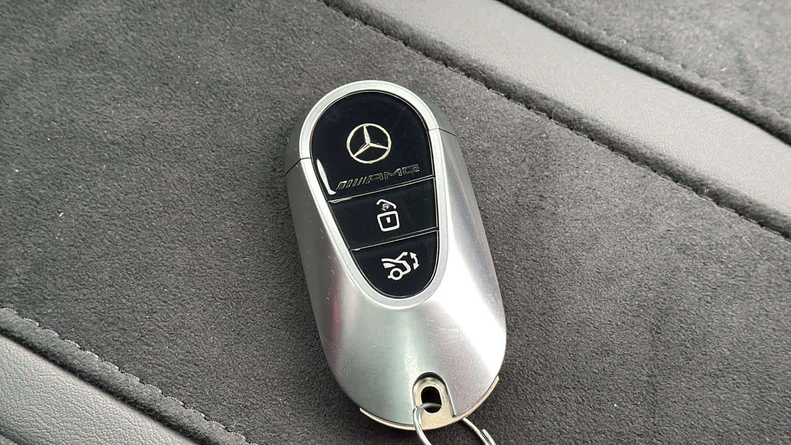 Thumbnail: 2026 Mercedes-Benz GLC - 39