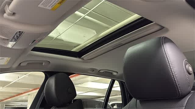 Thumbnail: 2023 Mercedes-Benz E-Class - 27