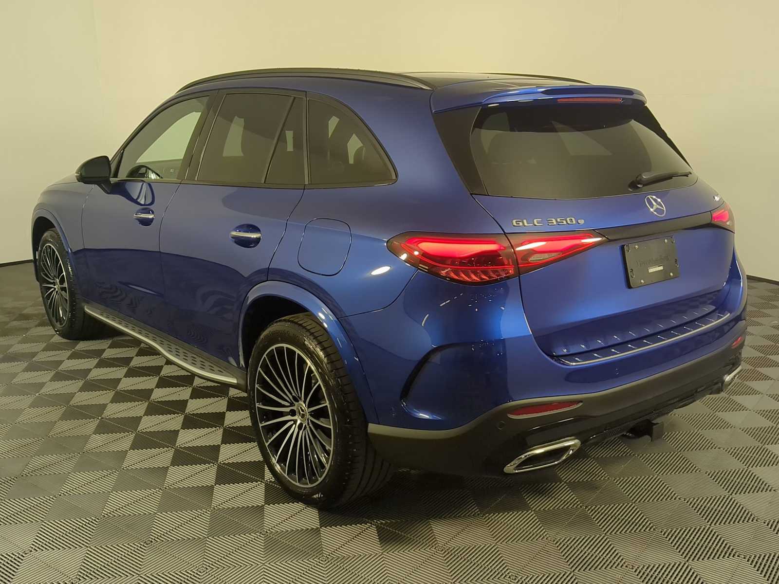 Thumbnail: 2026 Mercedes-Benz GLC - 3