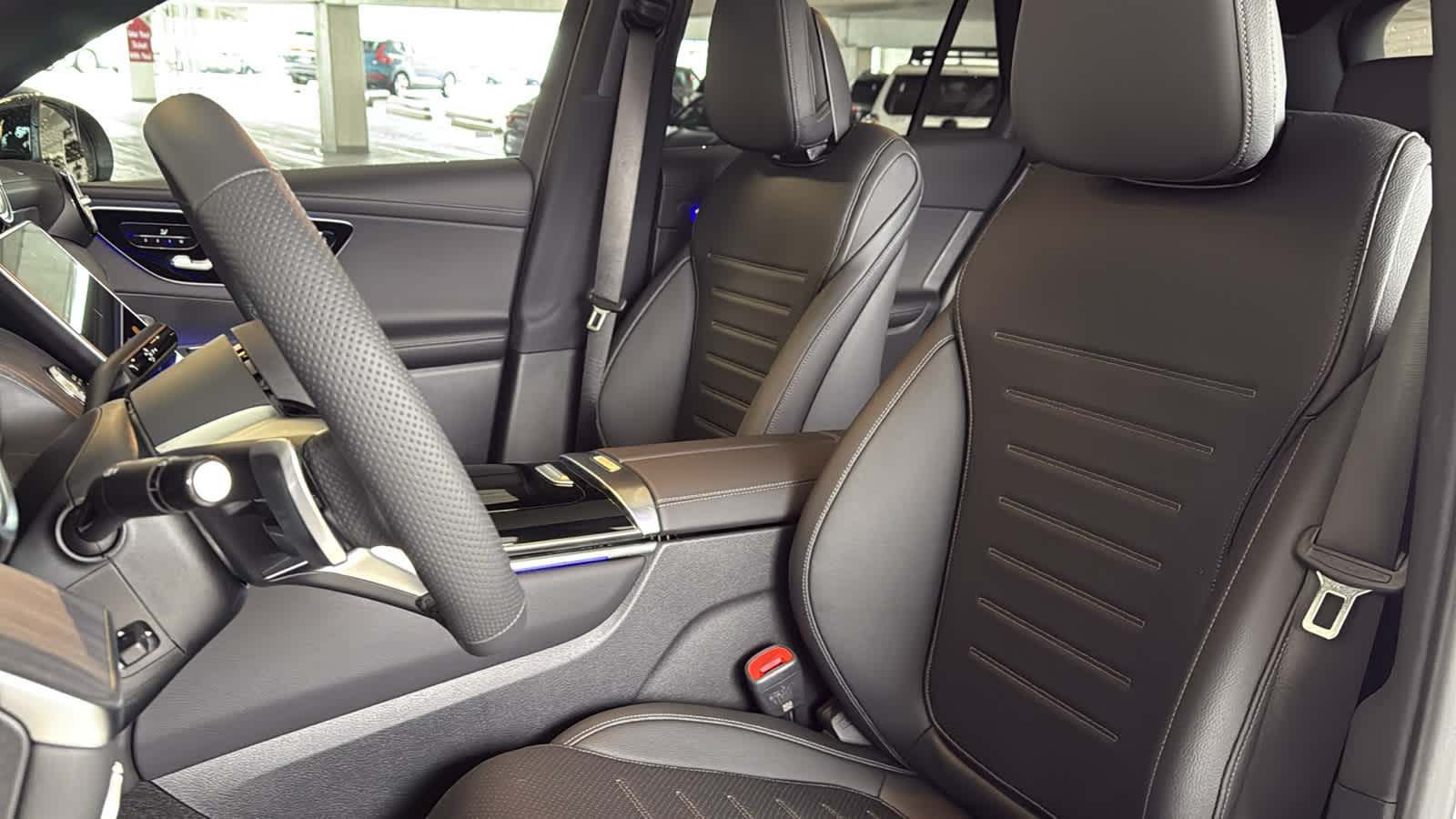 Thumbnail: 2026 Mercedes-Benz GLC - 25