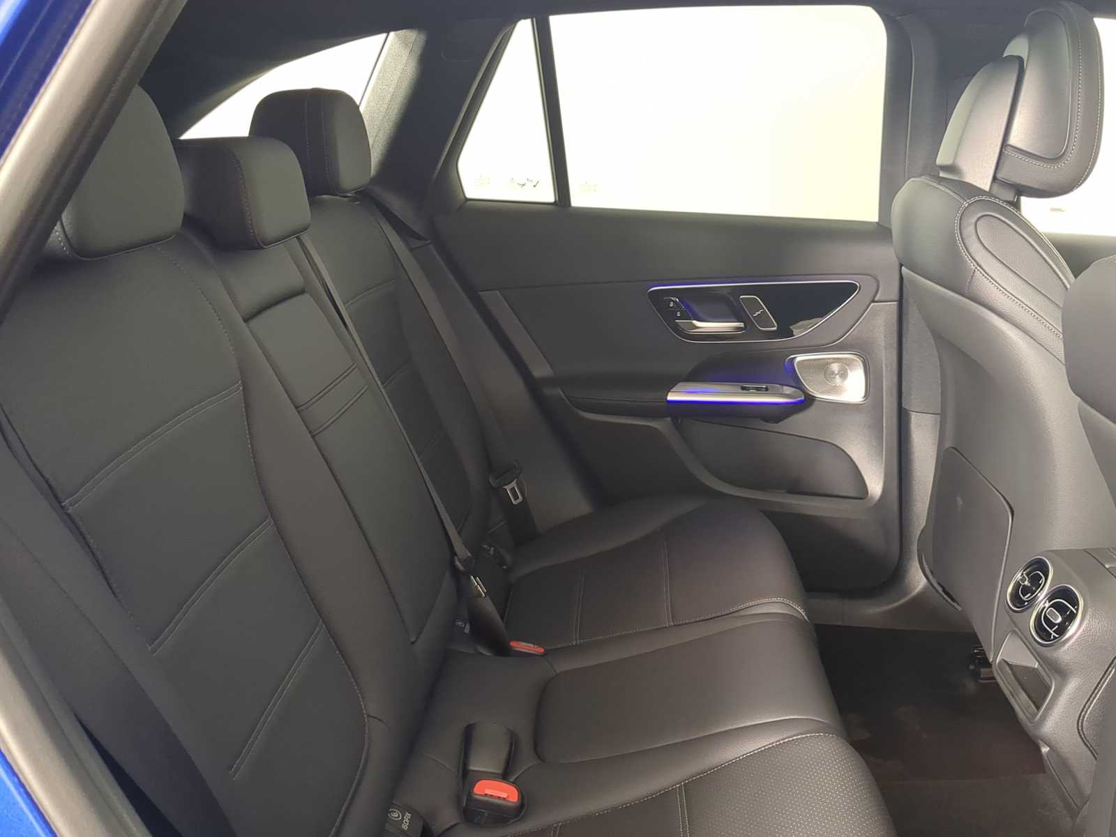 Thumbnail: 2026 Mercedes-Benz GLC - 24