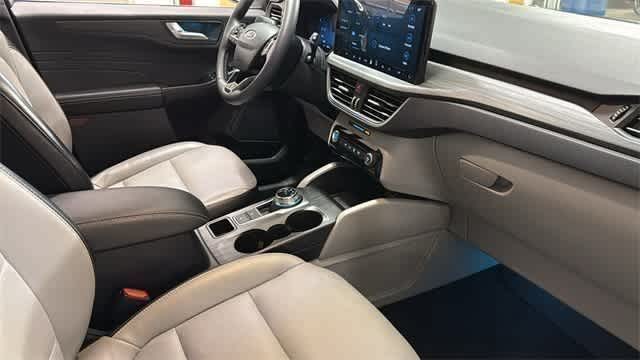 Thumbnail: 2024 Ford Escape - 36