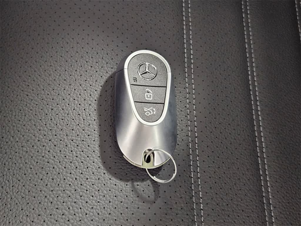 Thumbnail: 2025 Mercedes-Benz C-Class - 42