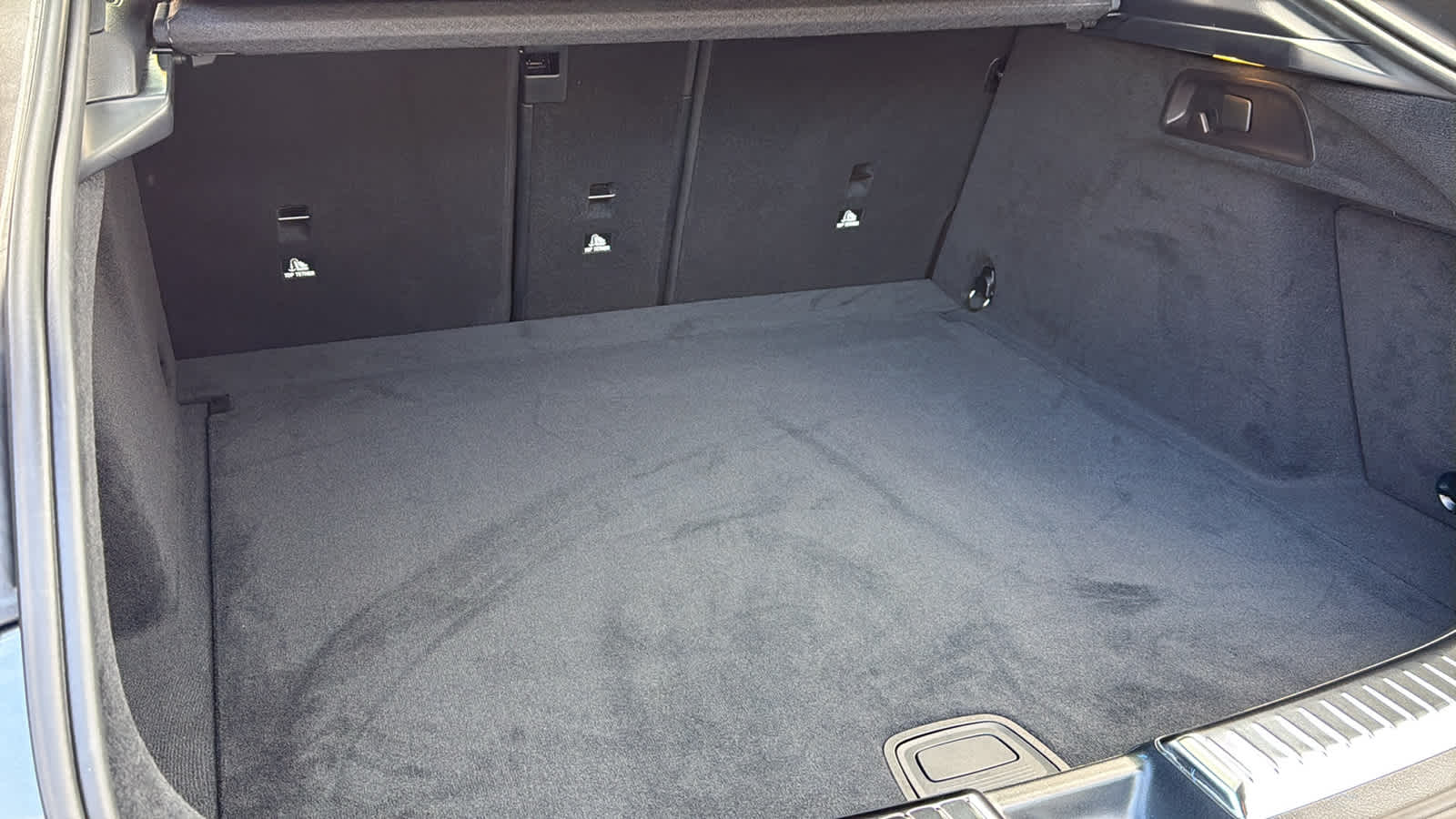 Thumbnail: 2026 Mercedes-Benz GLE - 34