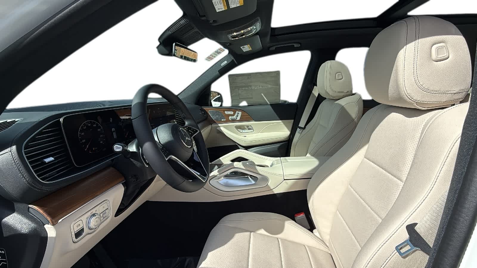 Thumbnail: 2026 Mercedes-Benz GLE - 4