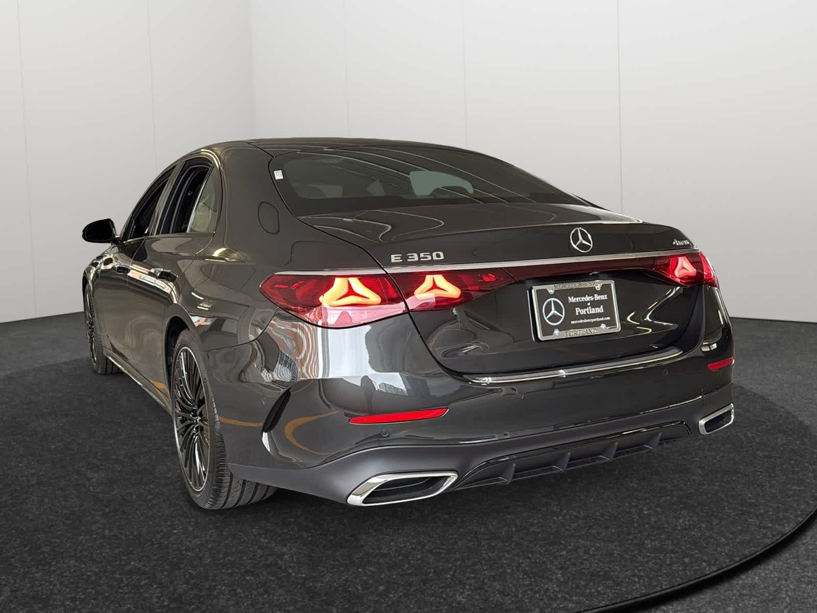 Thumbnail: 2026 Mercedes-Benz E-Class - 6