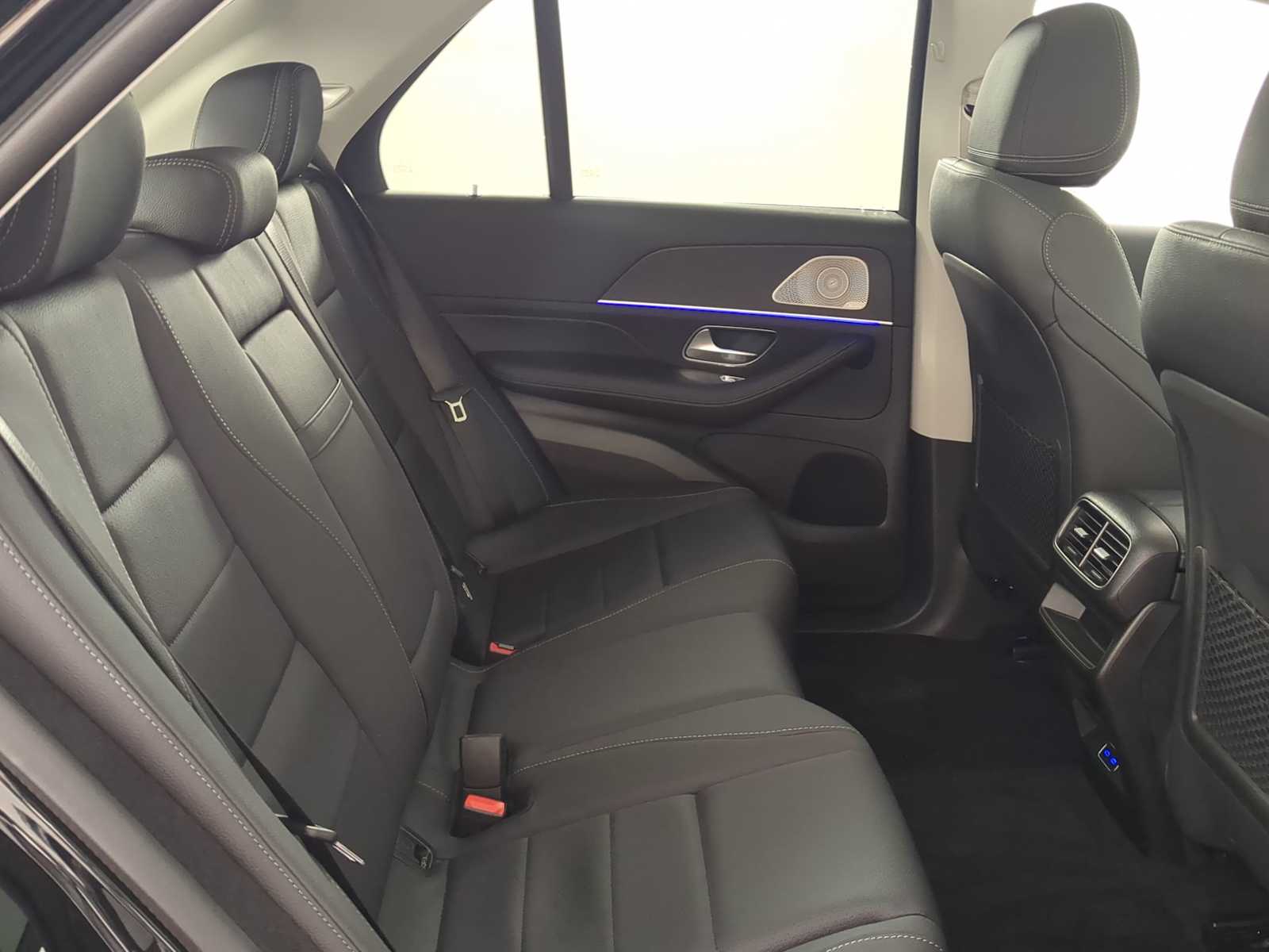 Thumbnail: 2026 Mercedes-Benz GLE - 21