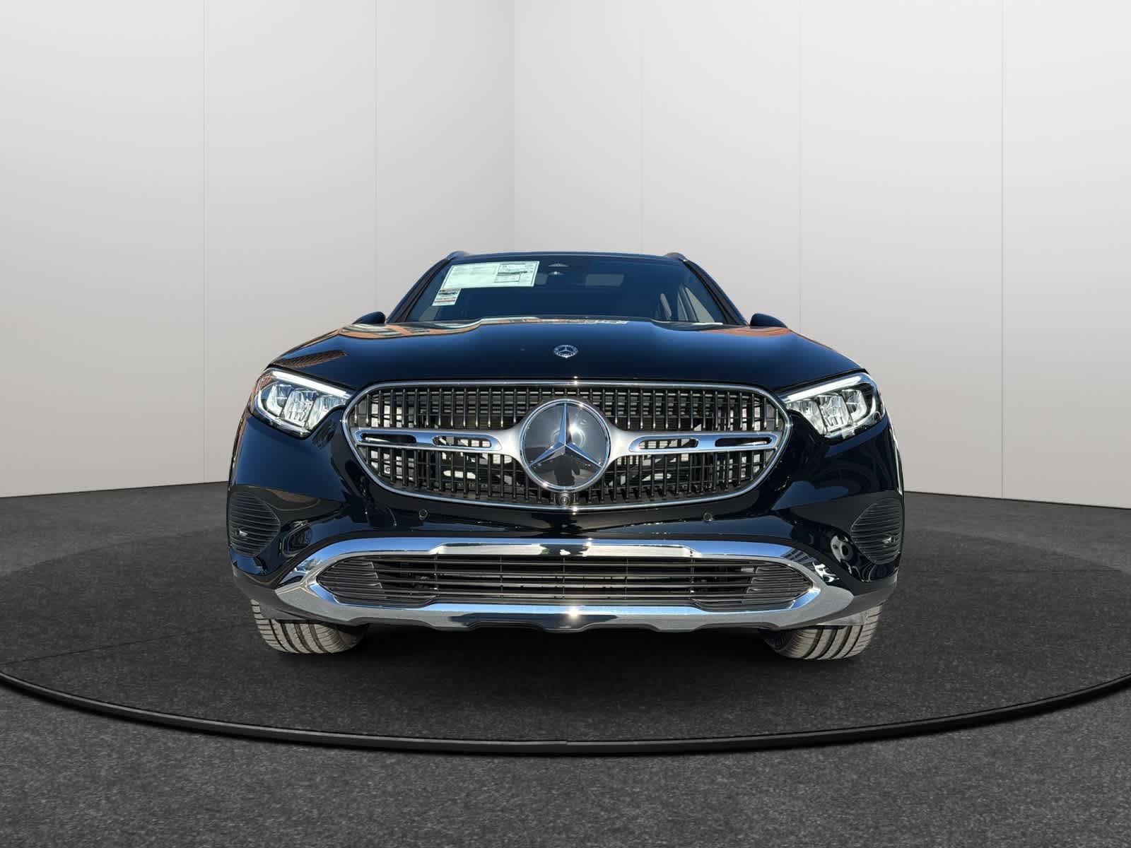 Thumbnail: 2026 Mercedes-Benz GLC - 2