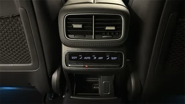 Thumbnail: 2023 Mercedes-Benz GLE - 29