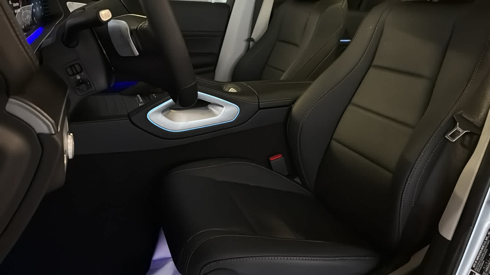 Thumbnail: 2026 Mercedes-Benz GLE - 27