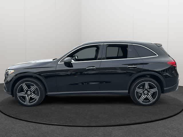 Thumbnail: 2026 Mercedes-Benz GLC - 3