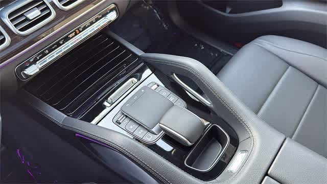 Thumbnail: 2025 Mercedes-Benz GLE - 50