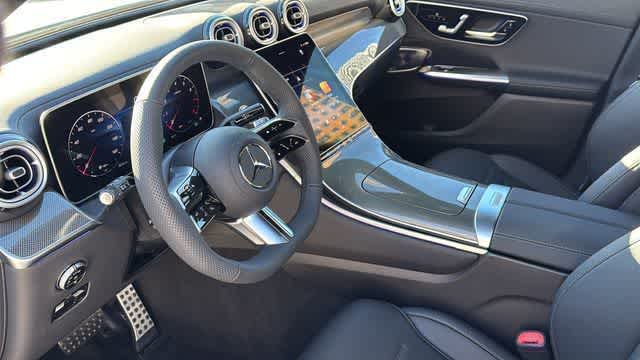 Thumbnail: 2026 Mercedes-Benz GLC - 9