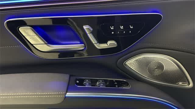 Thumbnail: 2024 Mercedes-Benz EQS - 15