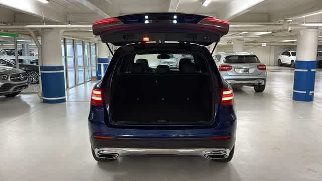 Thumbnail: 2018 Mercedes-Benz GLC - 8