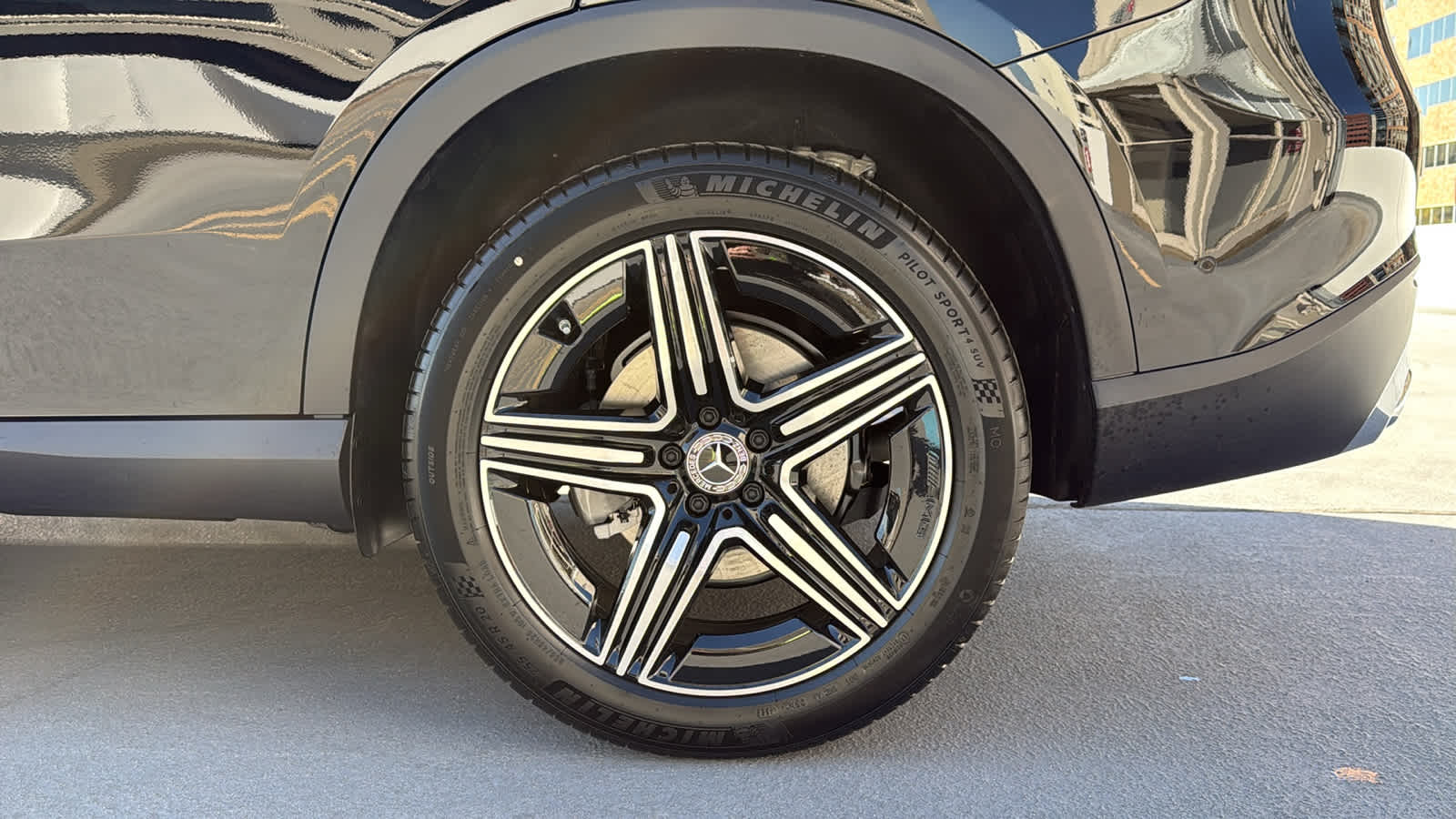 Thumbnail: 2026 Mercedes-Benz GLC - 12