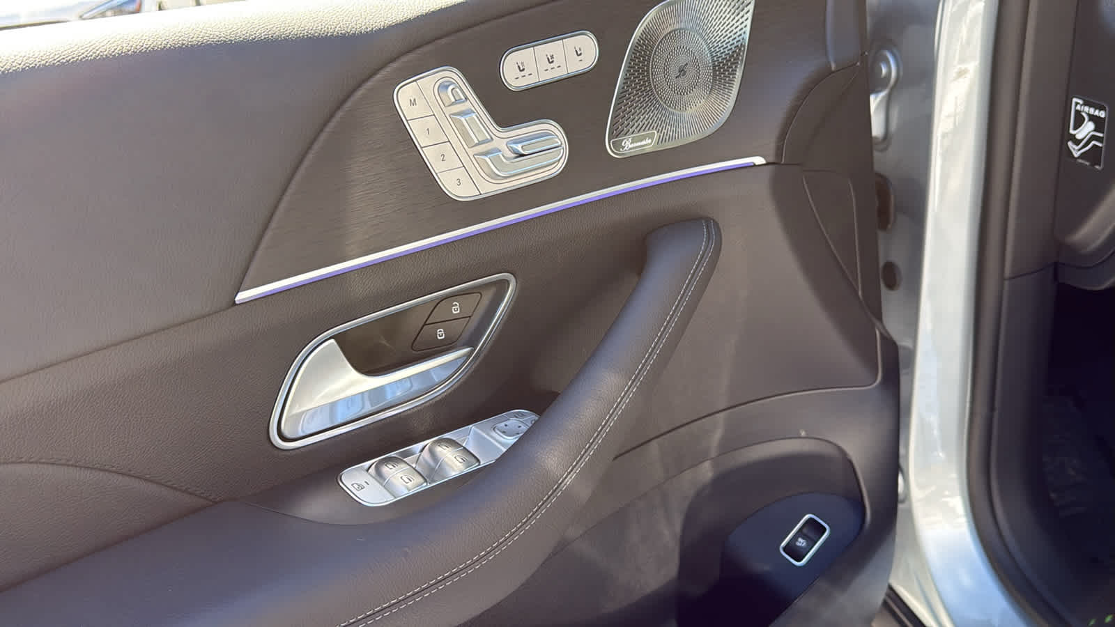 Thumbnail: 2026 Mercedes-Benz GLE - 16