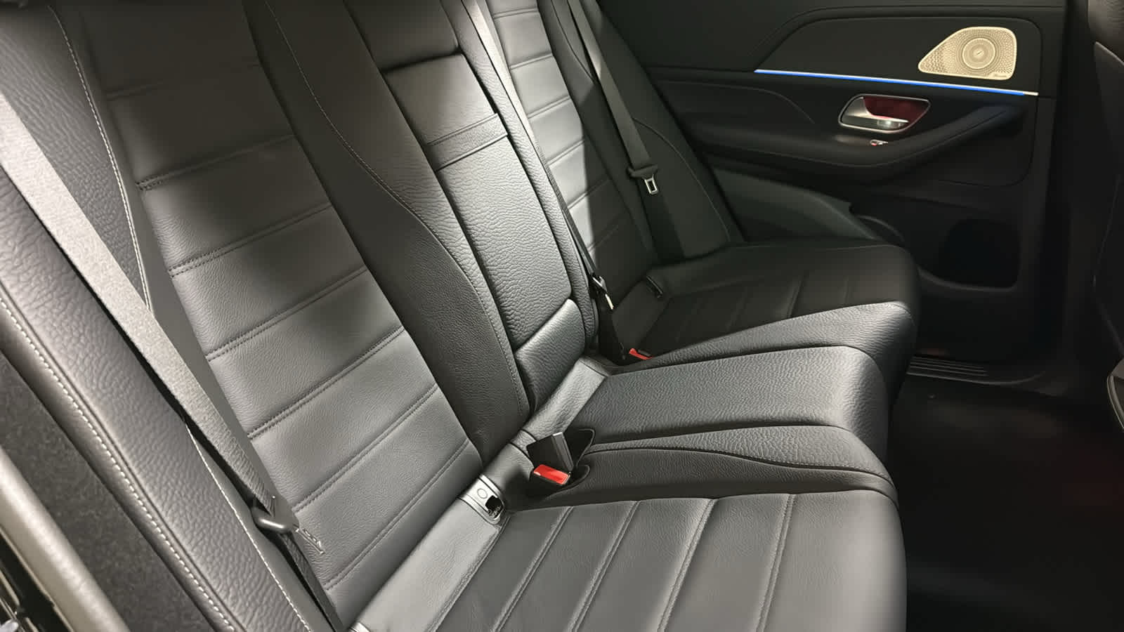 Thumbnail: 2026 Mercedes-Benz GLE - 34