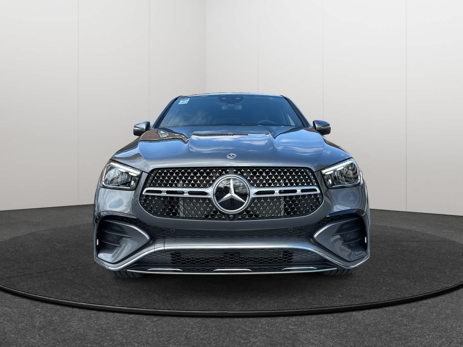 Thumbnail: 2026 Mercedes-Benz GLE - 2