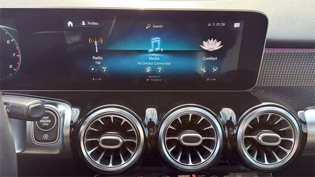 Thumbnail: 2021 Mercedes-Benz GLB - 42