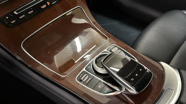 Thumbnail: 2018 Mercedes-Benz GLC - 22