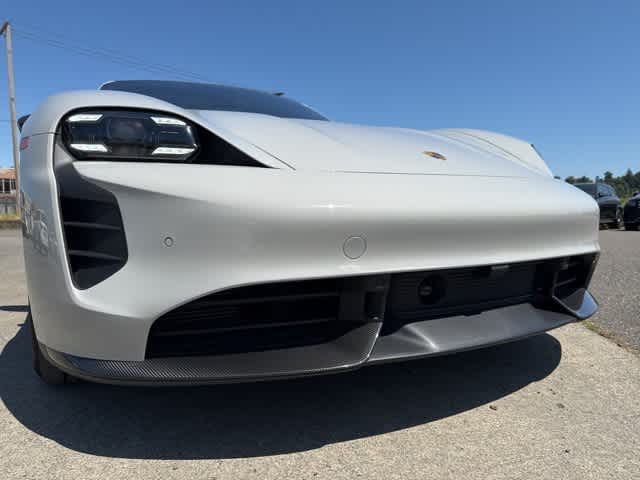 2023 Porsche Taycan GTS 34