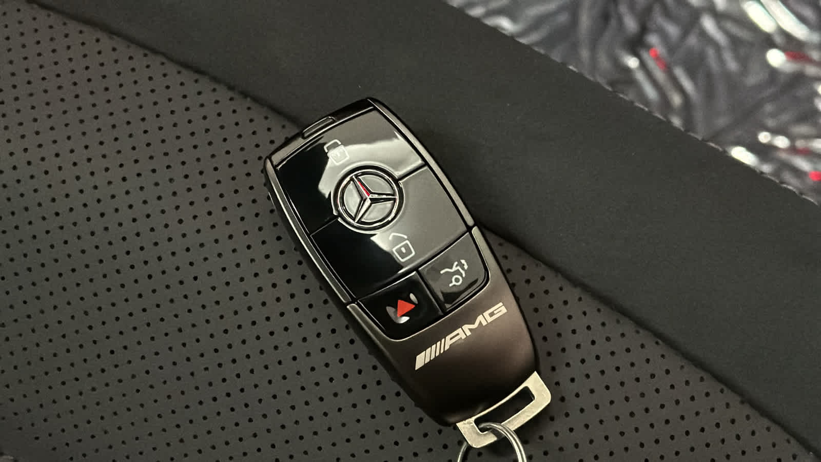 Thumbnail: 2025 Mercedes-Benz GLE - 39