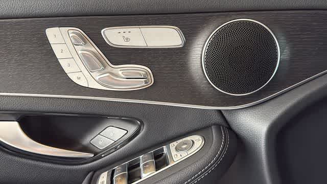 Thumbnail: 2022 Mercedes-Benz GLC - 14