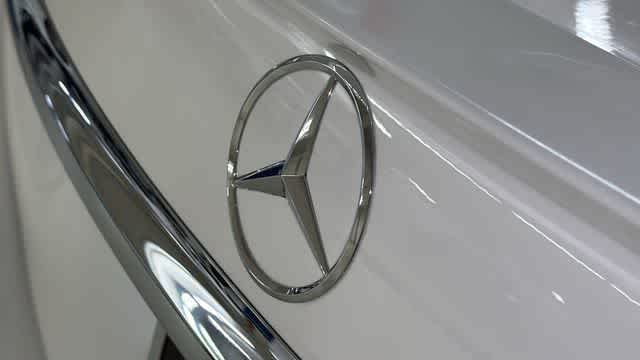 Thumbnail: 2018 Mercedes-Benz E-Class - 9