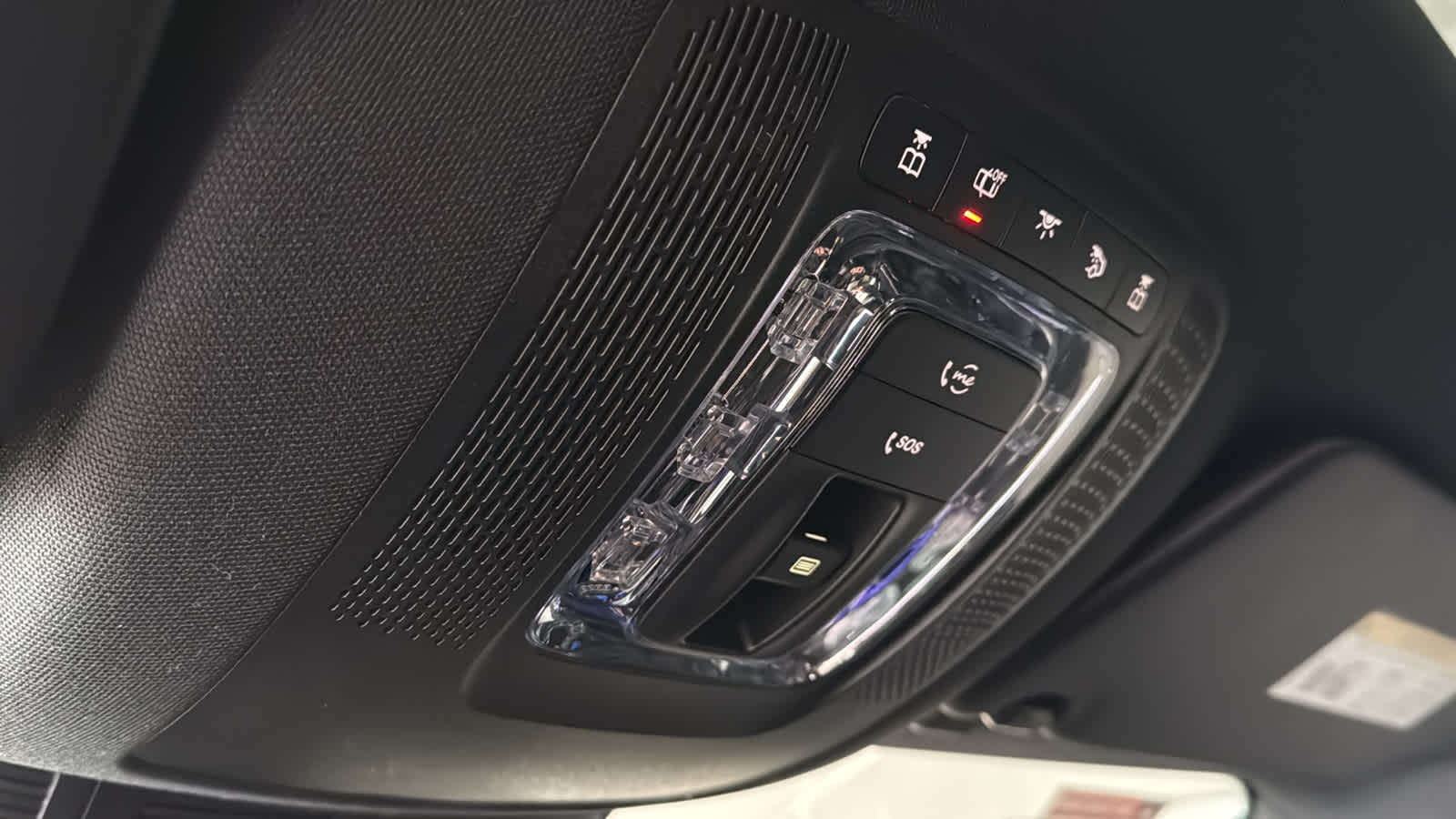 Thumbnail: 2026 Mercedes-Benz GLE - 26