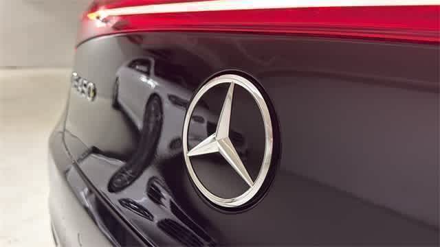 Thumbnail: 2024 Mercedes-Benz EQS - 8