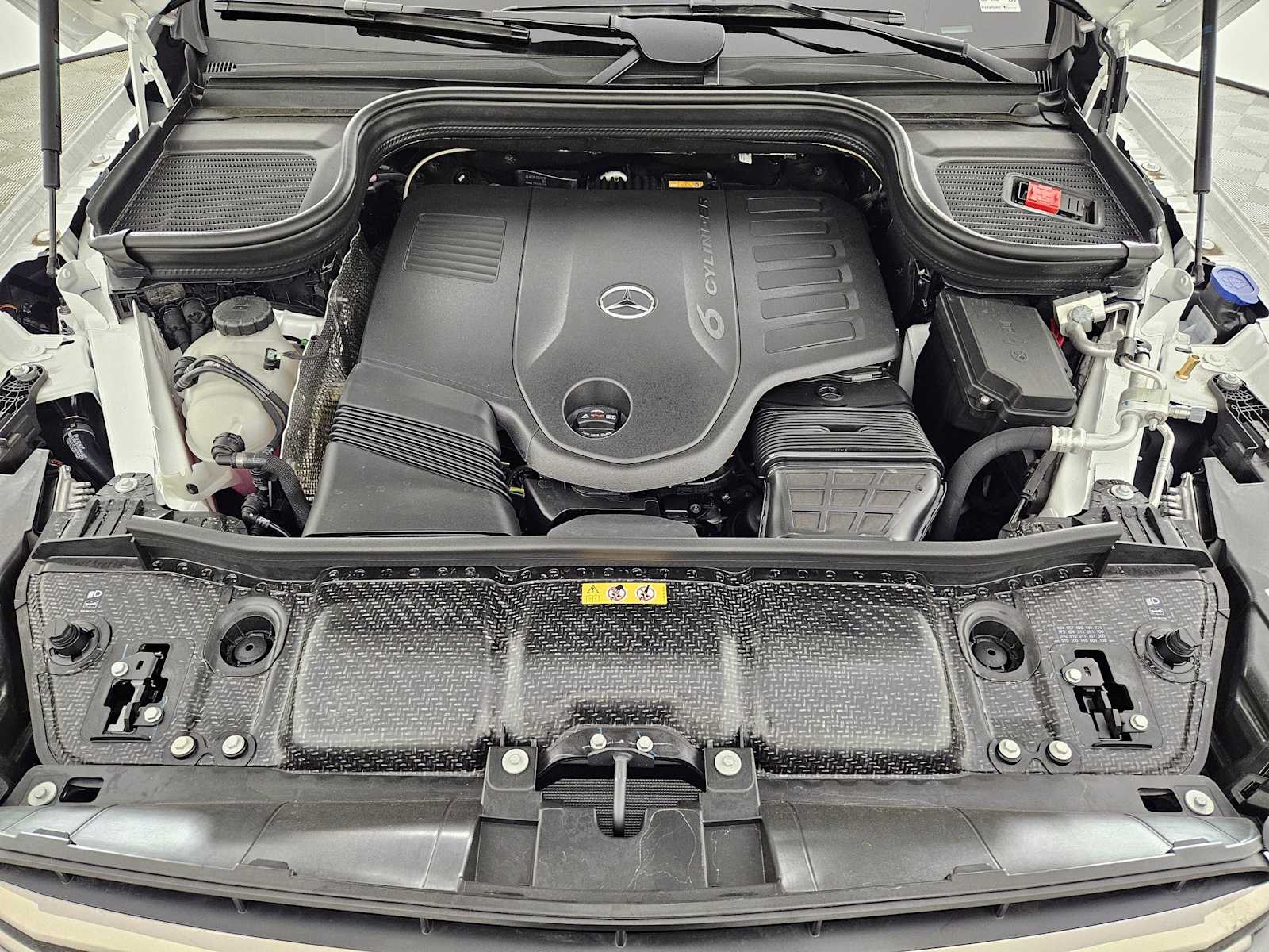 Thumbnail: 2025 Mercedes-Benz GLS - 14