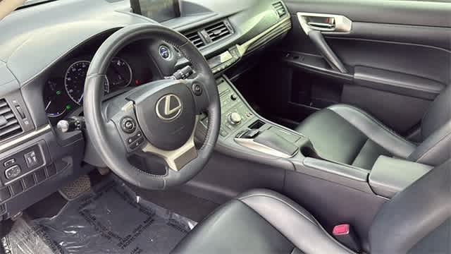 Thumbnail: 2014 Lexus CT - 26