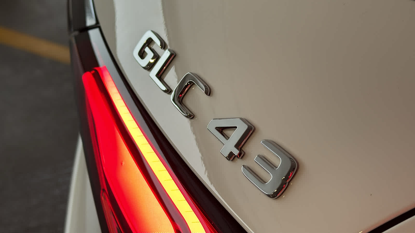 Thumbnail: 2026 Mercedes-Benz GLC - 11