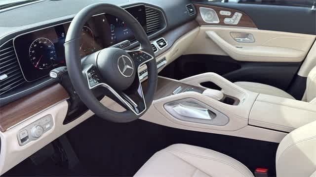 Thumbnail: 2026 Mercedes-Benz GLE - 28