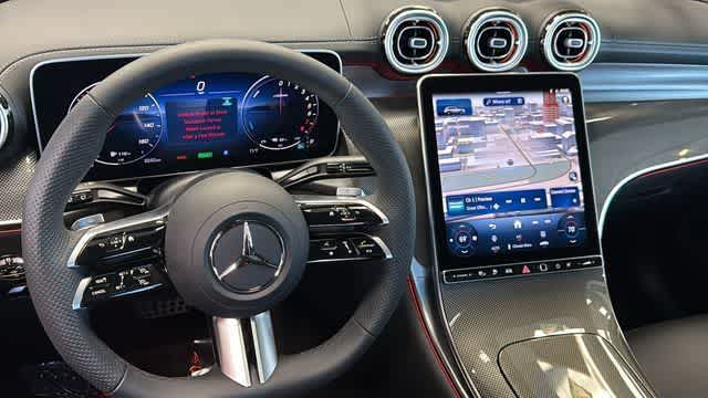 Thumbnail: 2025 Mercedes-Benz GLC - 25