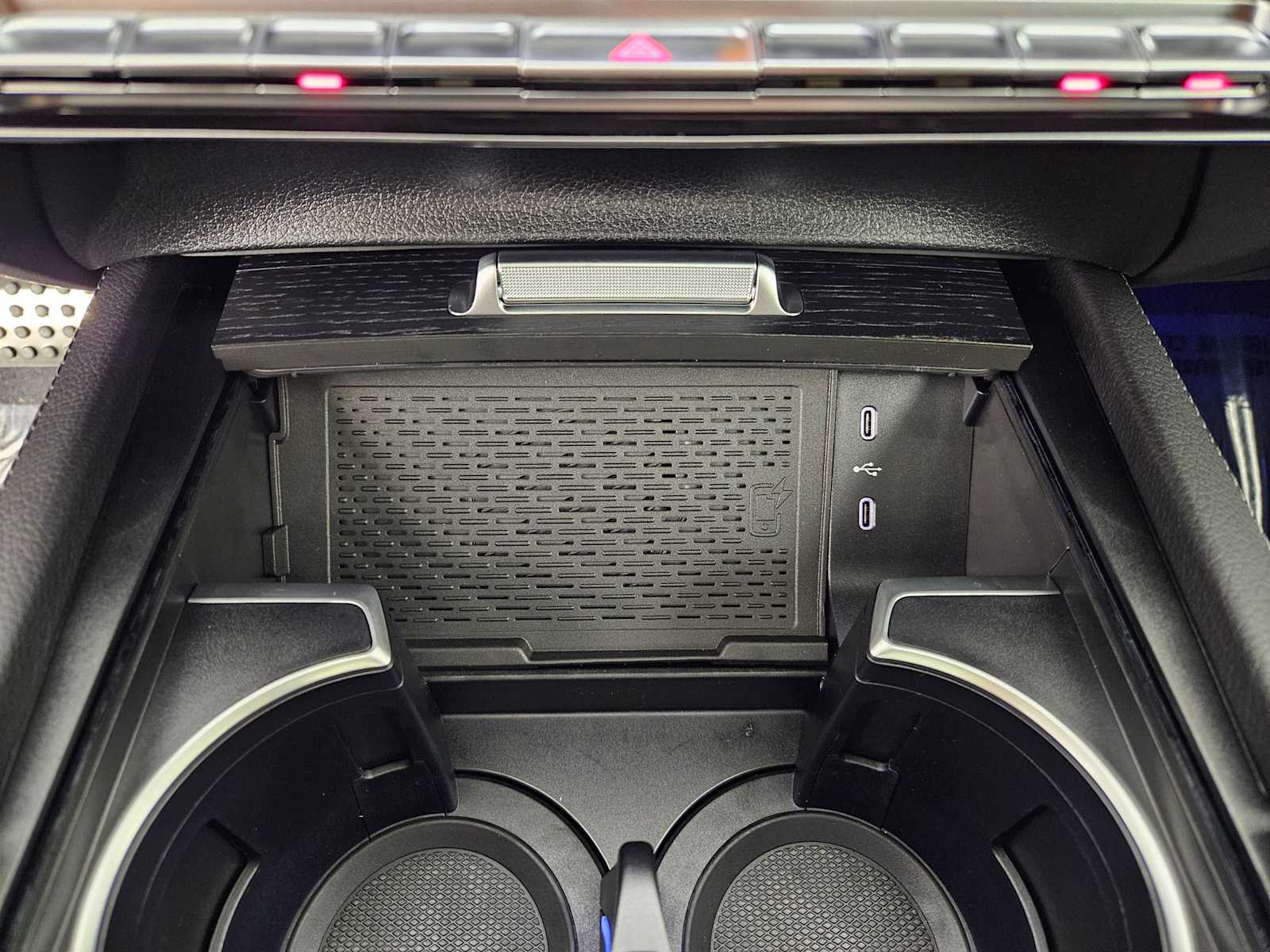 Thumbnail: 2025 Mercedes-Benz GLS - 34