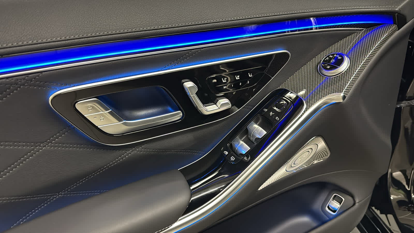 Thumbnail: 2025 Mercedes-Benz S-Class - 15